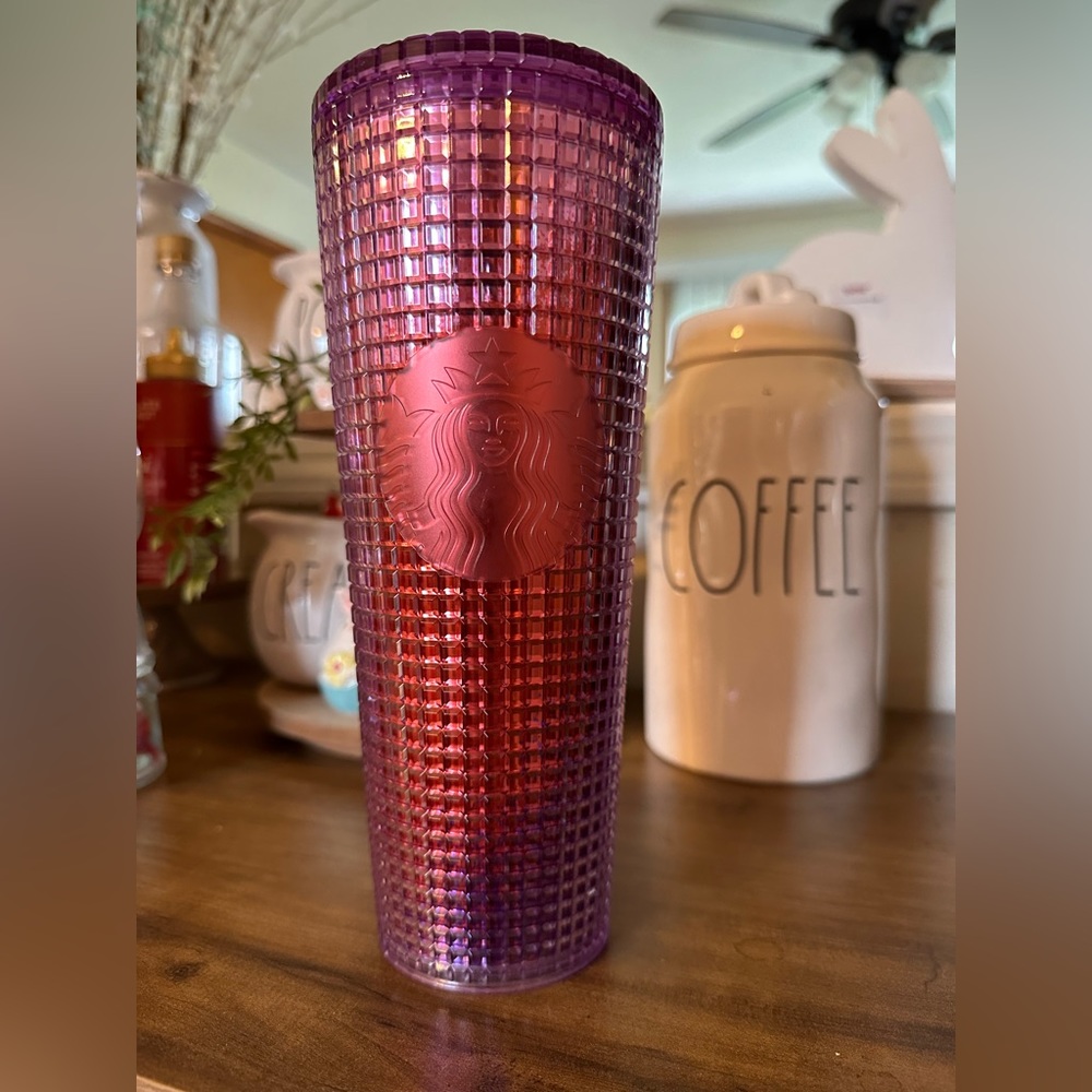Pink/purple Starbucks Cup